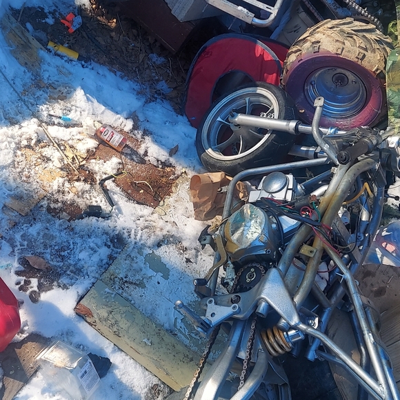 3 stroke stunning bike - Picture 2 of 2